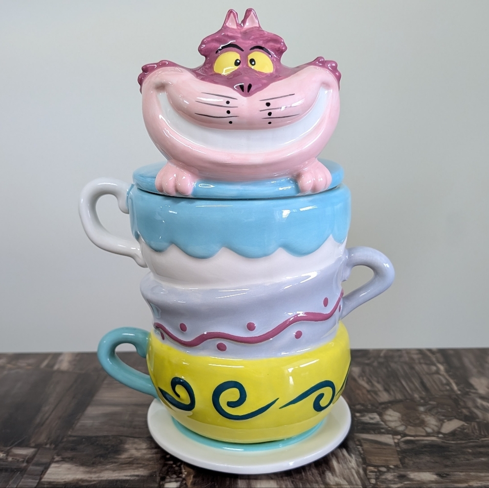 Disney Alice In Wonderland Cheshire Cat Stacked Teacups Canister Cookie Jar 🫙
